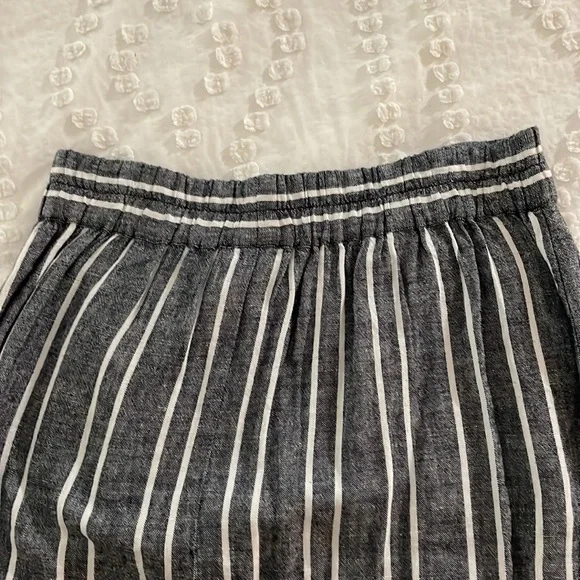 Loft Outlet. Small linen blend skirt. Blue/Gray & white stripes. Used like new - Picture 4 of 4